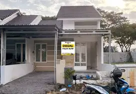 Dijual Rumah @ Explanade Grand Sunrise Menganti Gresik
