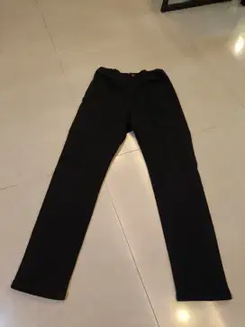 CELANA JEANS ANAK LAKI BLACK UNIQLO BLACK PRELOVED