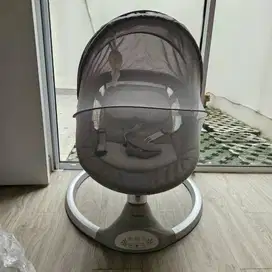 Sugarbaby Hug Me Baby Swing Bekas XL Warna Grey – Tanpa Remote & Adapt