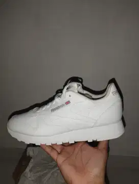 REEBOK CLASSIC LEATHER