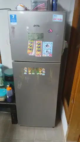 Kulkas Aqua 220L Bekas Nego