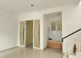 Dijual Rumah Siap Huni Di South Thames JGC Jakarta Timur