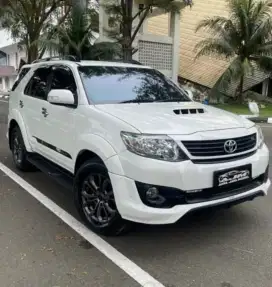 Toyota fortuner VNTI TRD S 2014 Solar metic