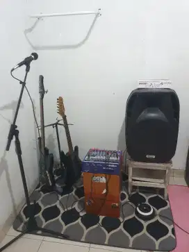 Jual BU sepaket alat musik akustik cafe