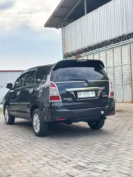 Kijang  inova 2013 type G manual 2.0 Jual cepat nego sampai jadi