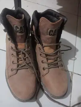 sepatu safety cutterpilars