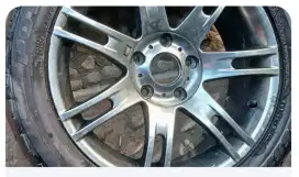 Ban cadangan bmw