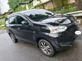 Toyota avanza matic Tahun 2017 KUNCI 2 ktp ada barkot ada bensin