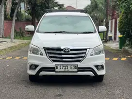 TOYOTA KIJANG INNOVA 2.0 V AT 2014 PUTIH KM 157rb