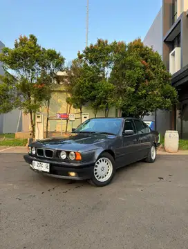 BMW E34 530i Individual A/T