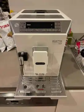 Mesin kopi delonghi