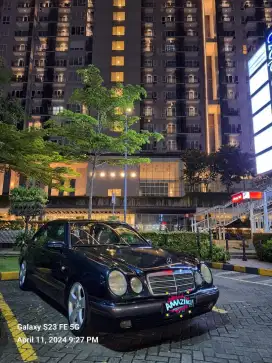 Mercses benz W210 type classic jarang ada
