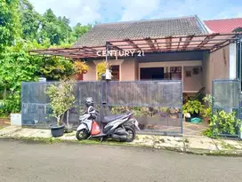 Dijual Rumah Siap Huni Lokasi Strategis Dalam Perumahan Di BSD