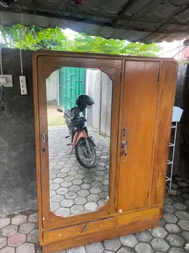 Lemari Kayu jati