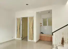 Dijual Rumah Siap Huni Di South Thames JGC Jakarta Timur