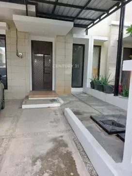 Rumah 2 Lantai Di Green Ara Cluster Balsa Harapan Indah 2 Bekasi