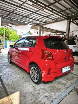 Toyota Yaris E 1.5 AT 2013 Bensin