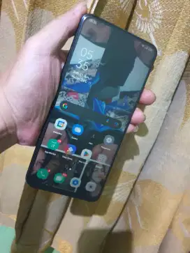 Oppo reno 2 sirip hiu Ram 8/256