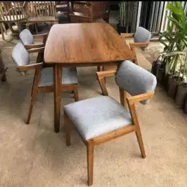 Kursi meja cafe, resto, kantin, vila, hotel, pantai, kolam, wisma