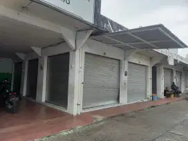 Disewakan 2 stand di pasar wedung asih