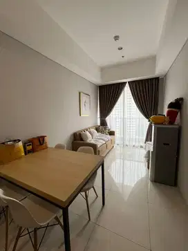 disewakan 3 Bed Apartemen Taman Anggrek Residence Full Furnished
