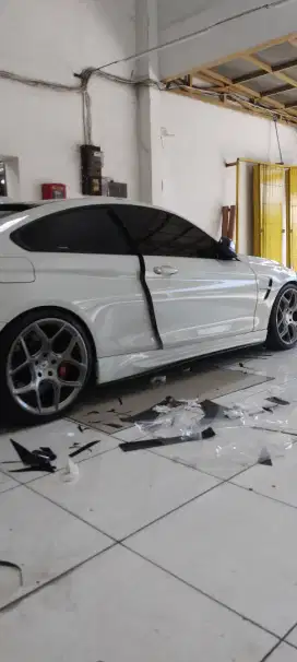 Specialist kaca film mobil dan gedung
