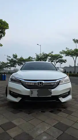 Jual Honda Accord VTIL 2018