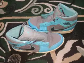 Sepatu second brand