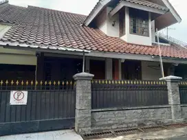 Rumah Terawat Harga sesuai NJOP di Kopo Elok dekat Exit Tol Kopo