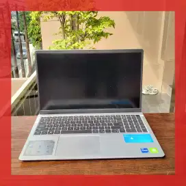 Dell 3511 Core i5 Gen 11/8GB/512GB/Nvdia MX350 Slim GAMER