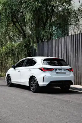 MANUAL LOWKM! Honda City Hatchback RS MT 2021 putih bandung