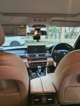BMW 528i 2015 Bensin
