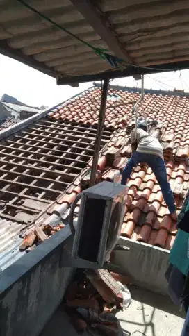 Renovasi rumah/kontrakan,atap baja ringan,atap bocor,talang air,flapon