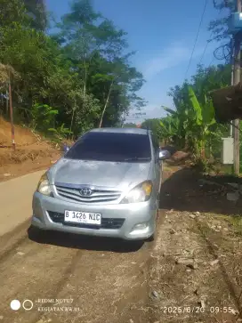 Toyota Kijang Inova Type V 2005 Matic