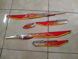 striping astrea grand stiker body