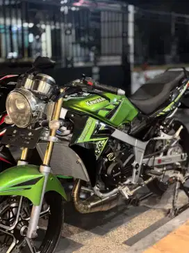 KAWASAKI NINJA R TH 2014 ASLI HIJAU