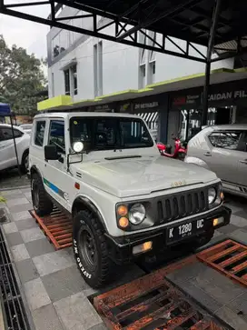 SUZUKI JIMNY 4x2 MT 1990 MURAH PISSAN!