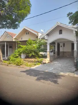 Rumah dijual cluster medow green Lippo Cikarang