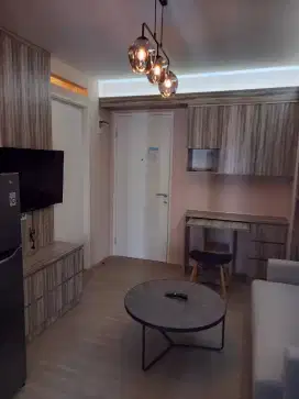 Jual Unit Apartemen Bassura City Tipe 2 BR Furnish Baru Bagus