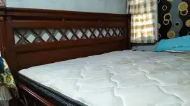 Dipan Aestetik Bahan Kayu Kokoh Ukuran 180x200 Bonus Springbed