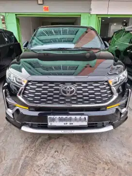 Innova Zenix V Modellista Bensin CVT 2023