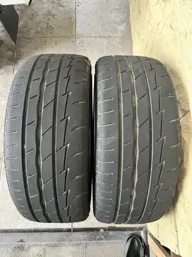 Ban Bridgestone Potenza Adrenaline R18 / 225 / 45.