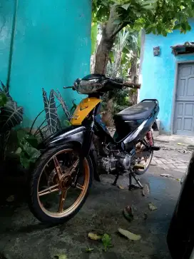Jual BU, buat bayar sekolah ade
