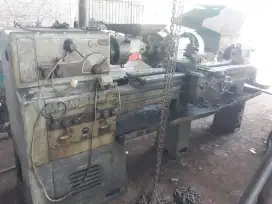 Mesin Bubut Eropa 1600 mm