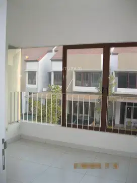 Dijual Rumah Siap Huni Di Cluster Alamanda JGC Jakarta Timur