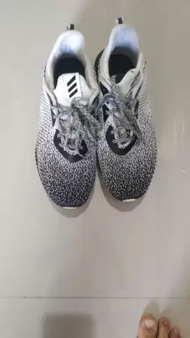 Sepatu ADIDAS ori