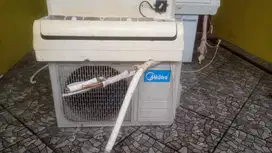 AC MIDEA  1/2pk masih komplit