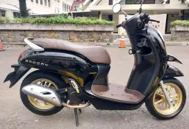 Scoopy Prestige 2021 Hitam Istimewa