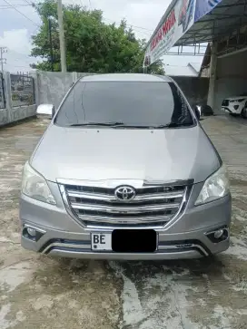 Innova 2.0 G MT 2015