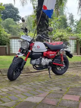 Monkey 2024 Abs Millenium Red with 5 Speed.Odo 2rb KM.Nopol N Malang.